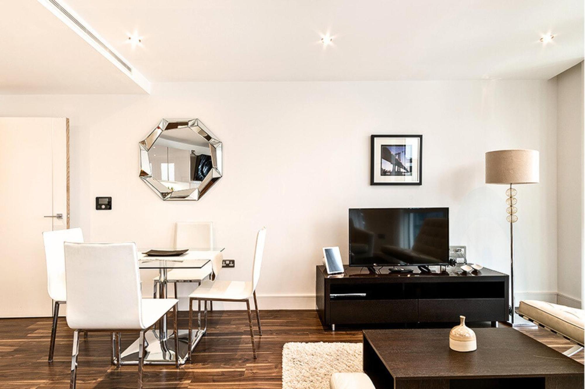 Tower Bridge - Balcony - Ac - Heated Floor - Fast Wifi - Luxurylondonstays Apartament *